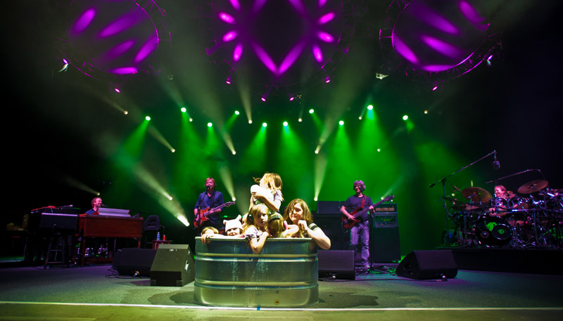 Photo by Dave Vann © Phish 2010