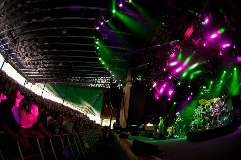 Crowd at MPP. Photo by Dave Vann © Phish 2010