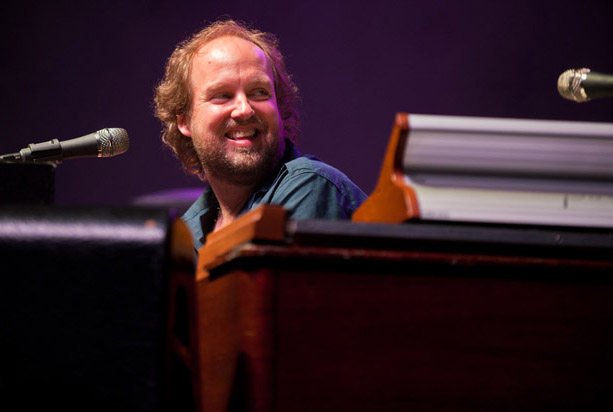 Page in Jersey. Photo by Dave Vann © Phish 2010