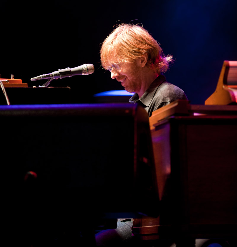 Trey on Keys during “Walfredo”. Photo by Dave Vann © 2010 Phish