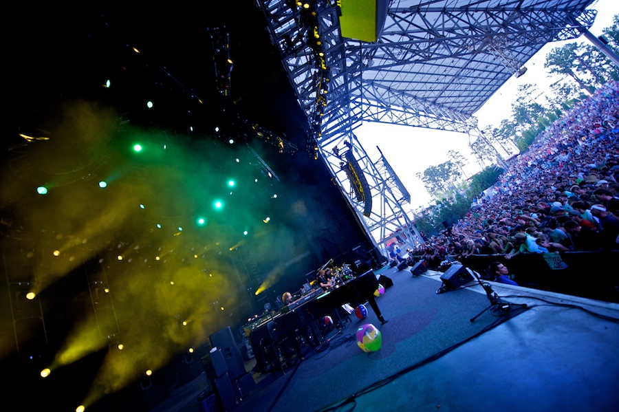 Photo by Jesse Lirola © Phish 2010