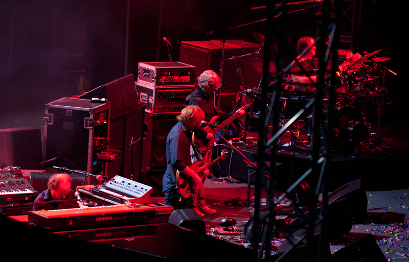 8/5 Greek. Photo by Dave Vann © Phish 2010.