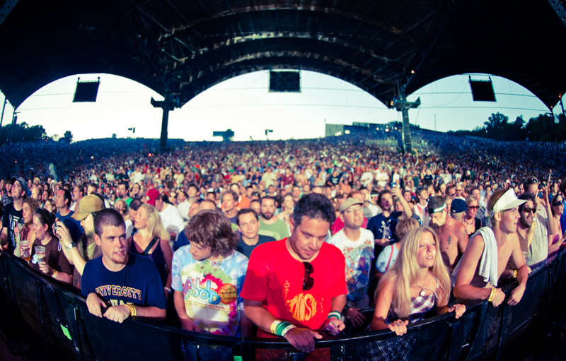 Alpine Crowd. Photo by Dave Vann © Phish 2010