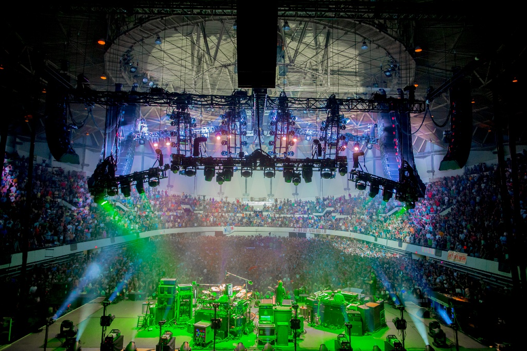 10-18-13_DPV_2184_Phish_Hampton_by_Dave_Vann