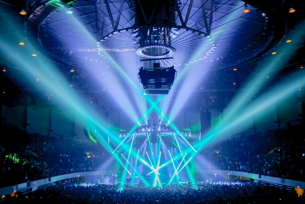 10-19-13_DSCF0462_Phish_Hampton_by_Dave_Vann