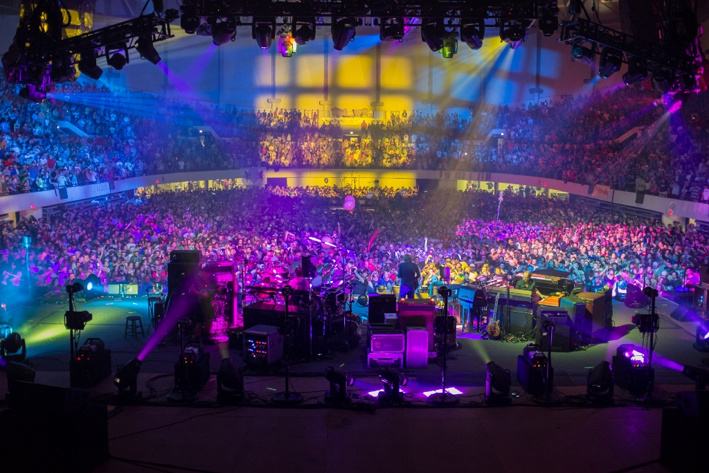 10-20-13_DSCF0762_Phish_Hampton_by_Dave_Vann