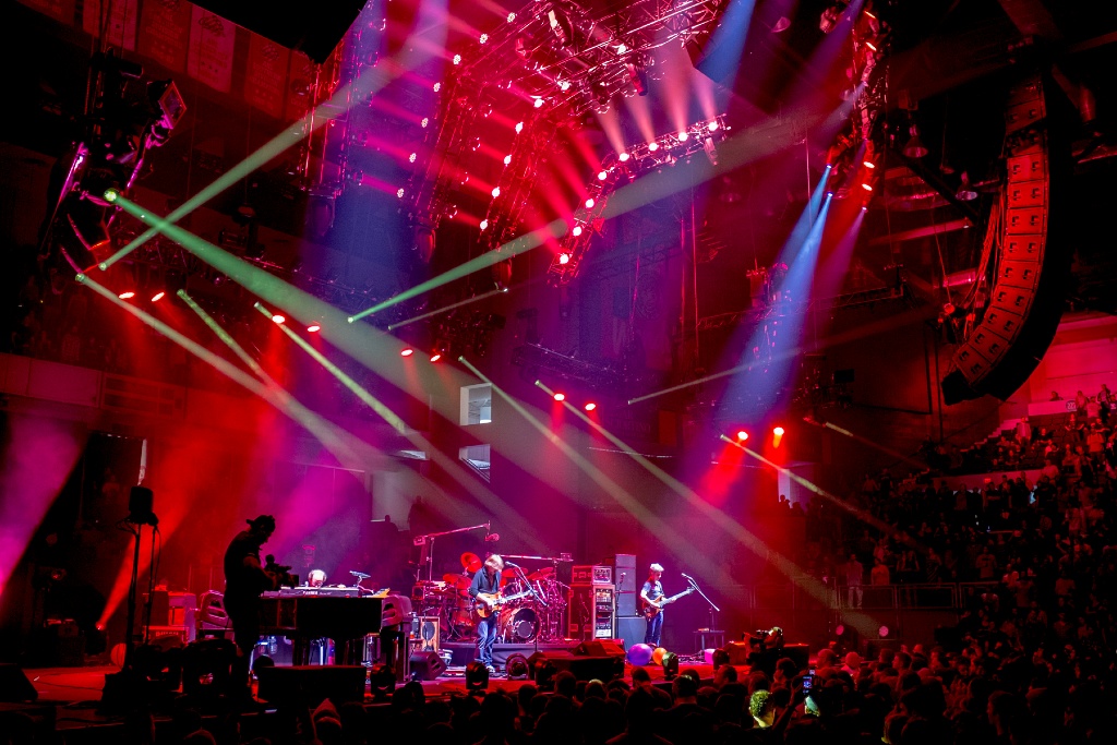 10/22/2013 Blue Cross Arena Rochester, NY